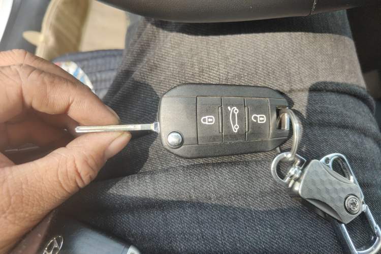 Used Citroen C4 Sega 2018 1.6L Manual Luxury Model Vehicle Key