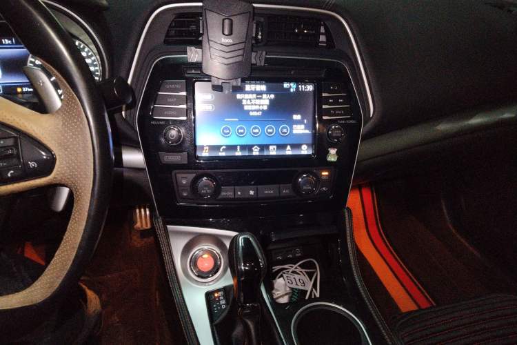 Used Nissan Maxima 2016 2.5L XV Ultimate Edition