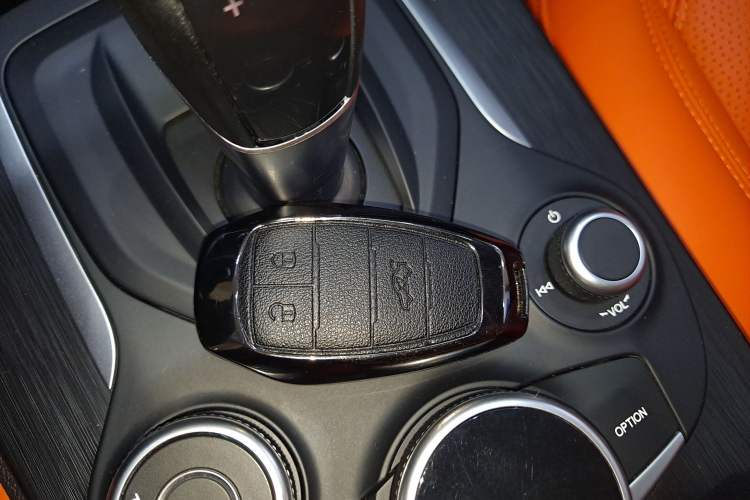 Used Alfa Romeo Stelvio 2017 2.0T 200HP Elite Edition