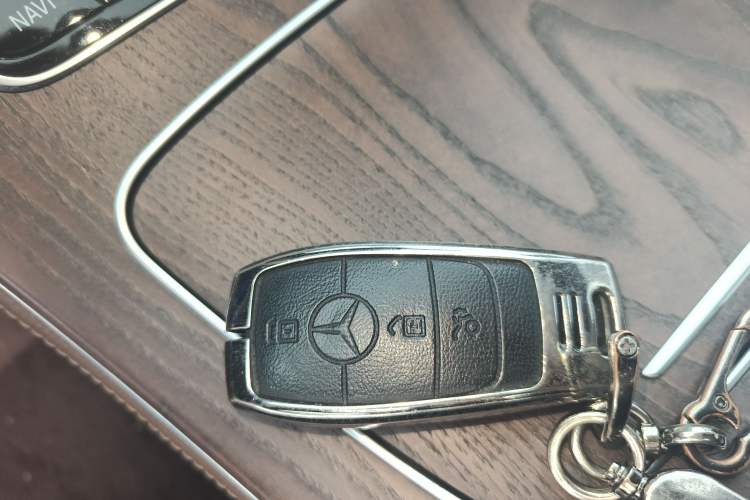 Used Mercedes-Benz E-Class 2019 E 200 L