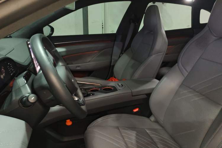 Used Zeekr 001 2025 WE Edition 100 kWh Rear-Wheel Drive