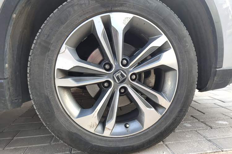 Used Luxgen U6 SUV 2014 1.8T Fashion Edition
