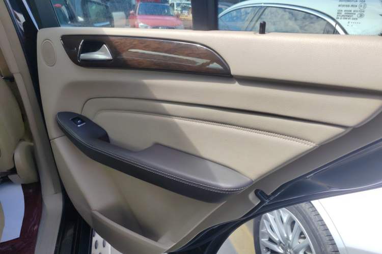 Used Mercedes-Benz M-Class 2015 ML 350 CDI 4MATIC