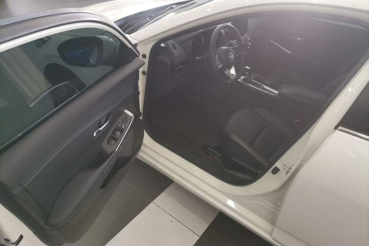 Used Nissan Sylphy 2022 1.6L XL CVT Enjoyment Edition
