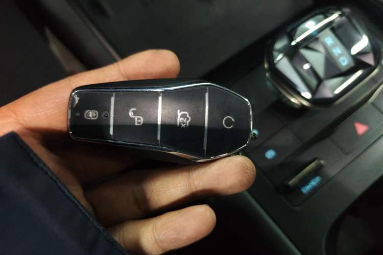 Used BYD Qin L 2025 DM-i Smart Drive 120KM Superior Model
