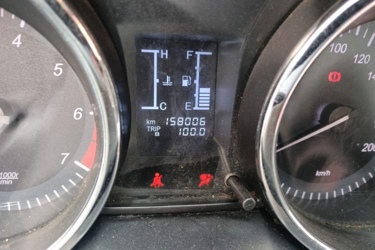 Used HYOSOW S3 2014 1.5L Comfort Version China IV Emission Standard
