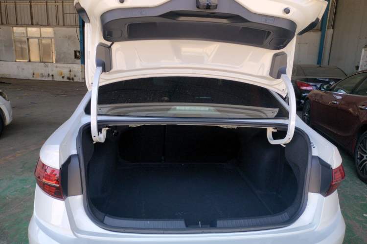 Used Volkswagen Sagitar 2021 280TSI DSG Comfort Connect Edition Trunk