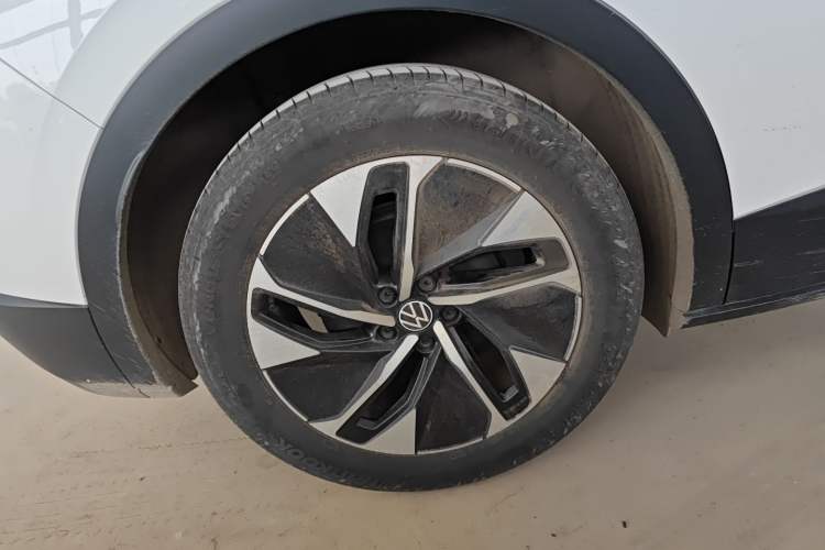 Used Volkswagen ID.4 CROZZ 2024 Pure Edition Limited Edition Exterior 5