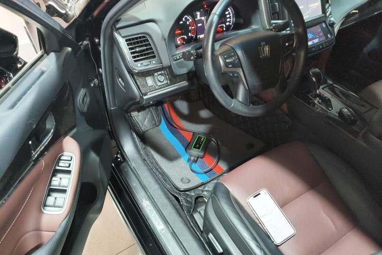 Used Toyota Crown 2018 2.0T Sport Edition
