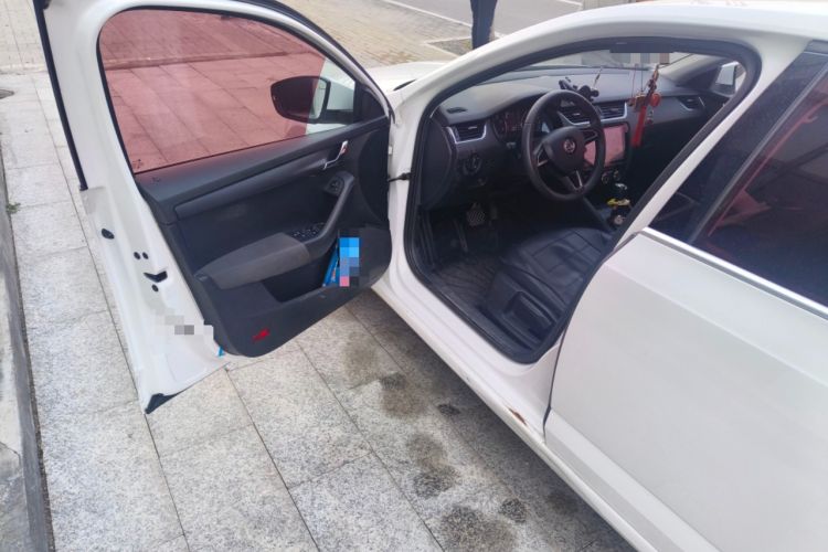 Used Skoda Octavia 2017 Classic Model 1.6L Automatic Comfort Edition