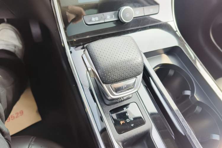 Used Roewe RX5 MAX 2021 Supreme Series 400TGI Automatic Luxury Cabin Edition