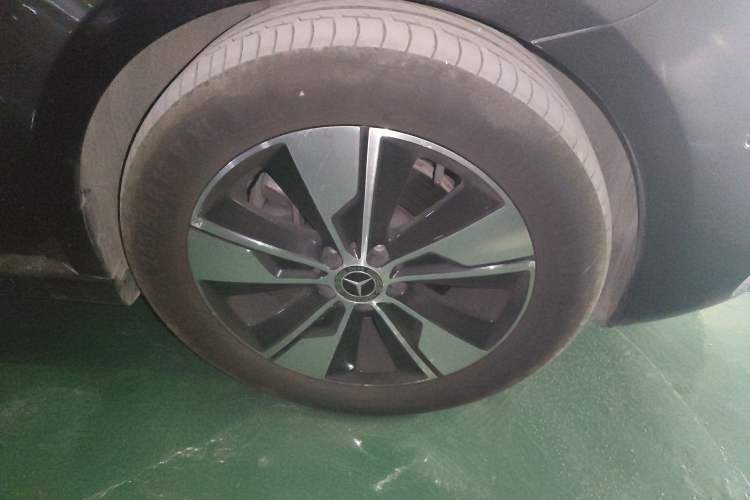 Used Mercedes-Benz V-Class 2021 V 260 L Long-wheelbase Luxury Edition