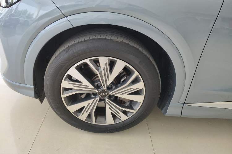 Used Audi Q4 e-tron 2023 40 e-tron Adventure Edition