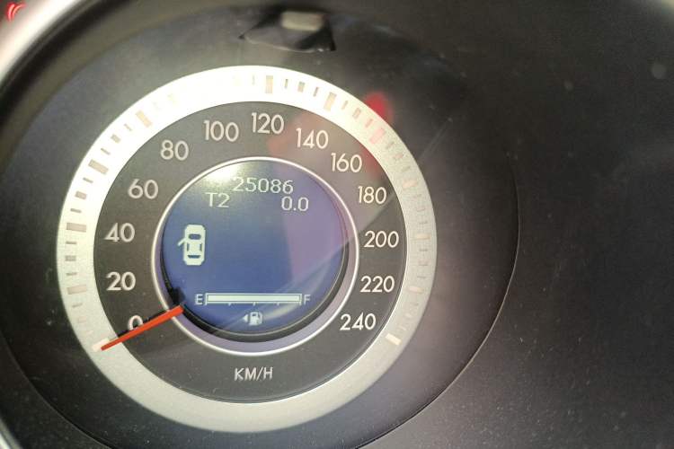 Used Bestune X80 2016 2.0L automatic Comfort trim level