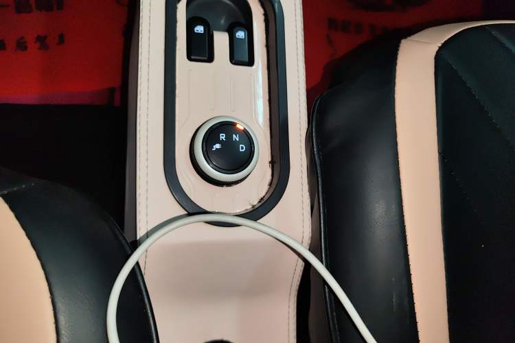 Used Wuling Hongguang MINIEV 2021 Macaron Fashion Model Lithium Iron Phosphate