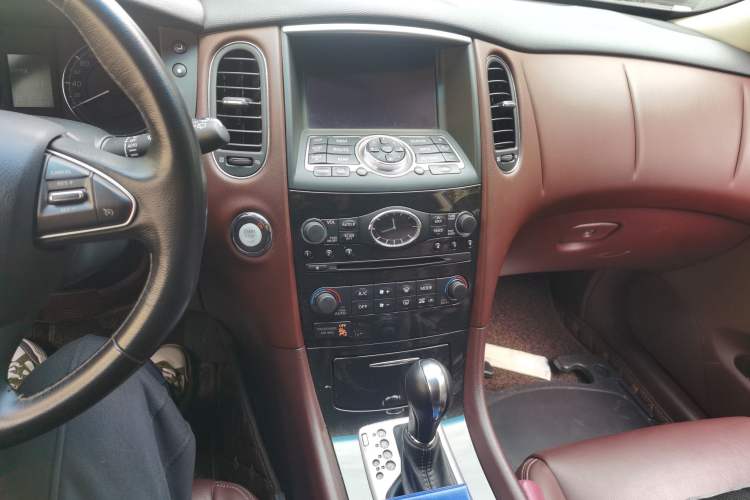 Used Infiniti QX50 2015 2.5L Enjoyment Edition