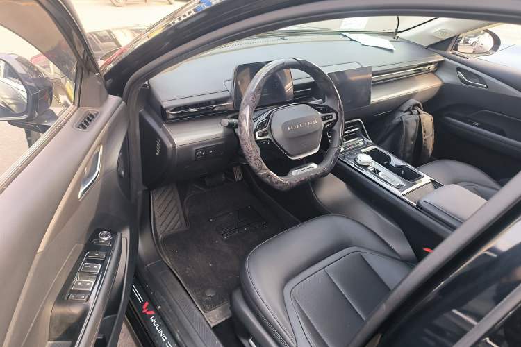 Used Wuling Xingguang 2023 70 Standard Edition
