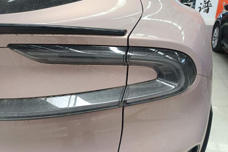 Used Xiaomi Auto YU7 2025 Ultra-Long Range Rear-Wheel Drive Version
