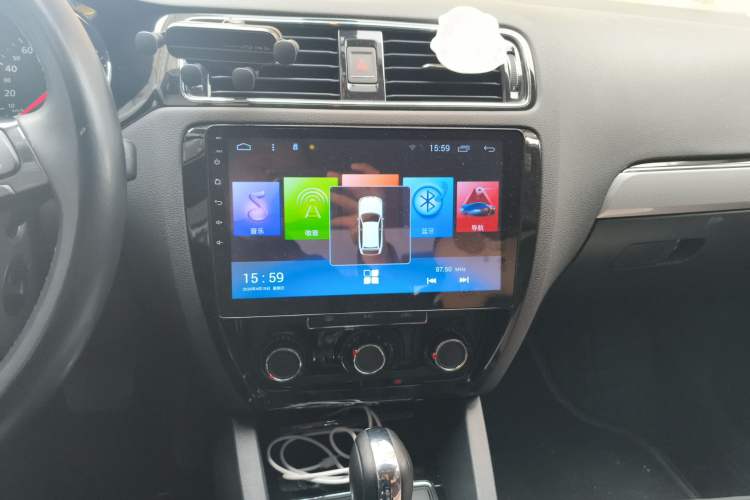 Used Volkswagen Sagitar 2017 1.6L Automatic Comfort Model
