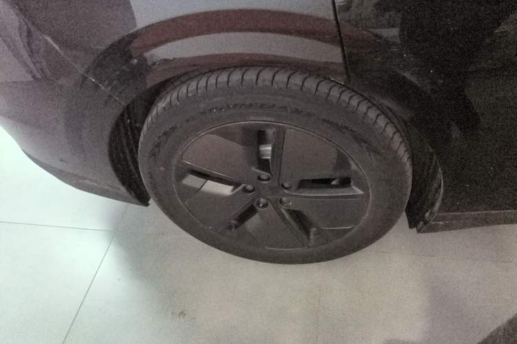 Used Li Auto Li Auto i6 2025 Model Two-Wheel-Drive Standard Type