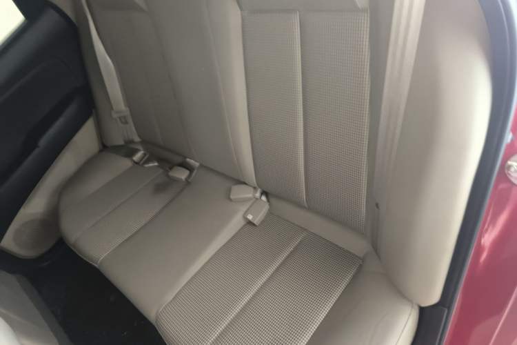 Used Hyundai Celesta 2011 1.6L Automatic Comfort Edition Left Rear Seat