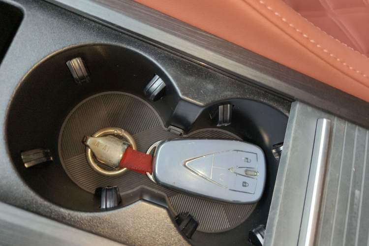 Used CHANGAN CS75 PLUS 2023 3rd Generation 1.5T Automatic Prestige Model Vehicle Key