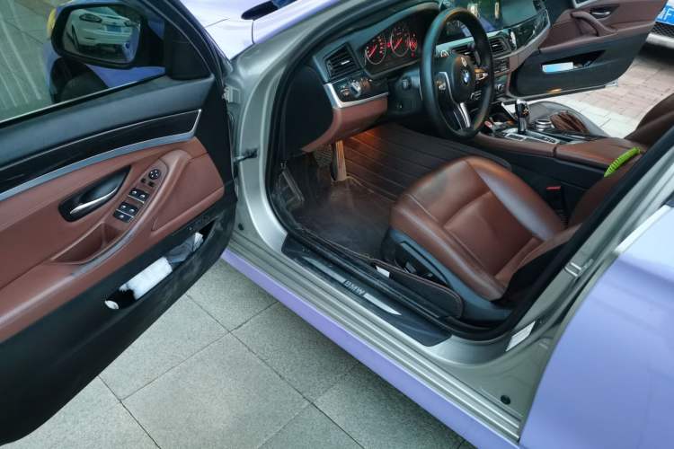 Used BMW 5 Series 2014 520Li Elegant Model