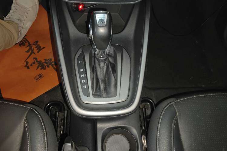 Used Ford Escort 2015 1.5L Automatic Fashion Model Gear Lever