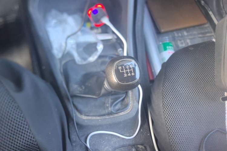 Used Wuling Hongguang 2019 1.5L S Basic Version China VI Standard LAR
