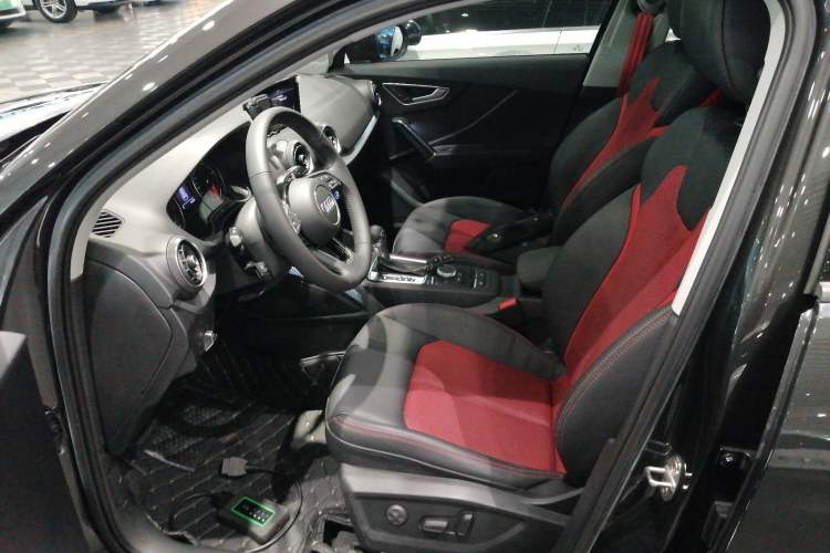 Used Audi Q2L 2021 35 TFSI Fashion Dynamic Model
