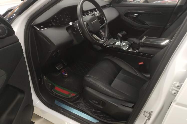 Used Land Rover Range Evoque 2023 Aurora L 200PS Elite Edition