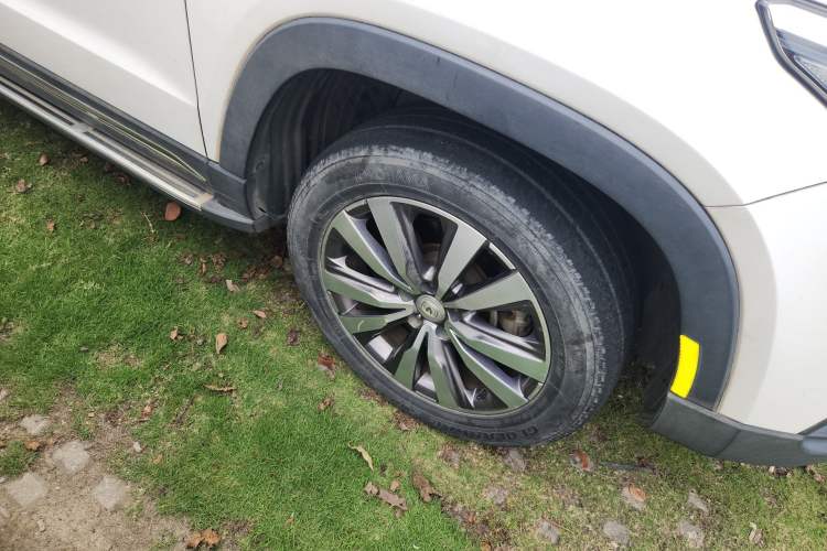 Used CHANGAN CS95 2017 2.0T Two-Wheel Drive Zhitu Edition
