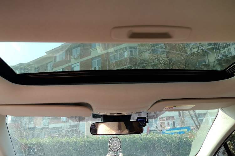 Used Toyota Corolla 2021 Dual-Motor 1.8L E-CVT Elite Edition
