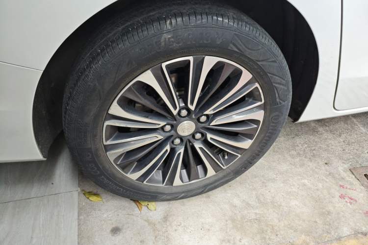 Used Buick GL8 2020 ES Land Cruiser 653T Luxury Model Exterior 5