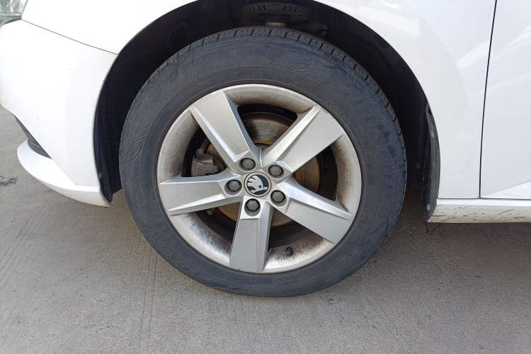 Used Skoda Fabia 2017 1.4L Automatic Car Enjoy Edition