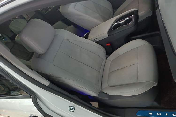 Used Buick GL8 2025 Lu Zun Deluxe Edition
