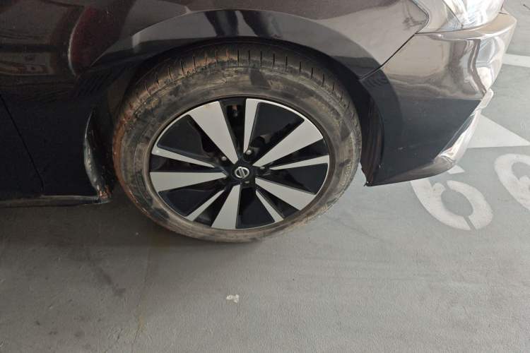 Used Nissan Teana 2021 2.0L XL Comfort Edition Right Front Wheel Hub