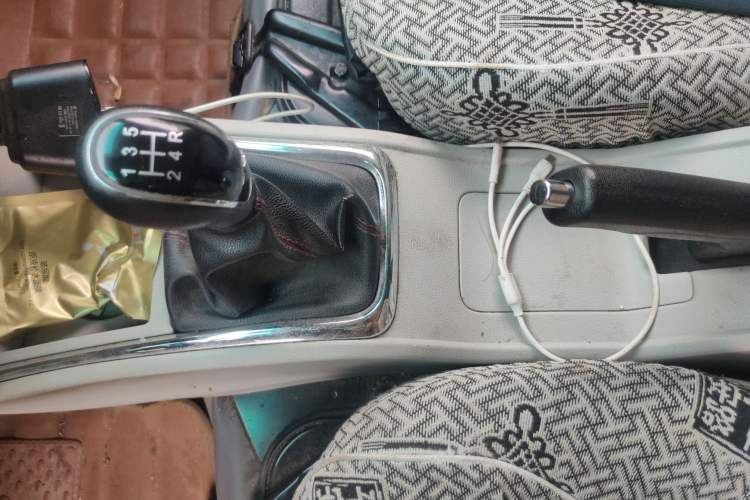 Used Jinbei Hiace X30 2021 1.5L Comfort Plus Central Air-Conditioned Van China VI Standard SWC15M Gear Lever