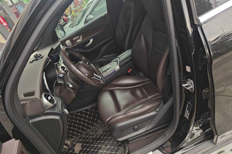 Used Mercedes-Benz GLC 2020 GLC 300 L 4MATIC Luxury Model