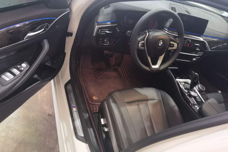 Used BMW 5 Series 2018 525Li M Sport Package