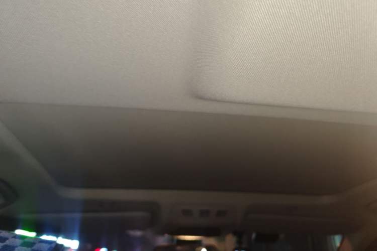 Used BMW 5 Series 2014 520Li Elegant Model
