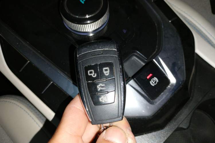 Used BAIC Beijing EU5 2018 R500 Smart Wind Edition