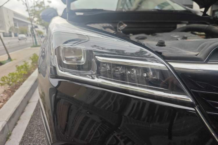 Used Buick Envision 2021 532T Two-Wheel-Drive Elite Version
