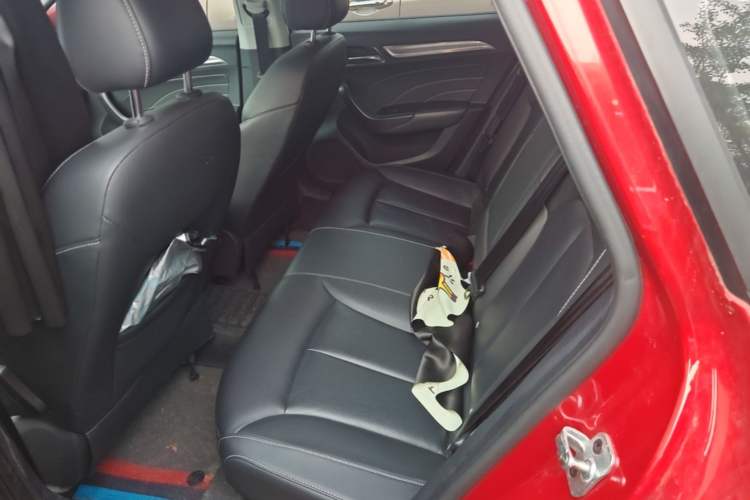 Used Roewe i6 2017 20T Automatic Internet ZhiZun Edition Left Rear Seat