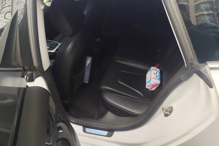 Used Audi A5 2013 Sportback 40 TFSI Left Rear Seat