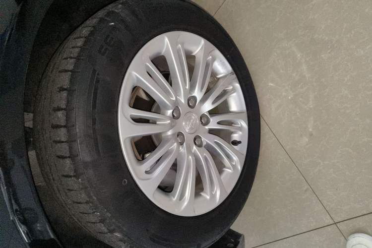 Used Buick LaCrosse 2018 30H Elite Edition