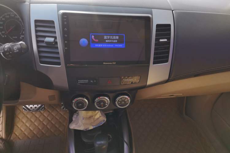 Used Mitsubishi Outlander 2010 Kijang 3.0 Elite GT Edition
