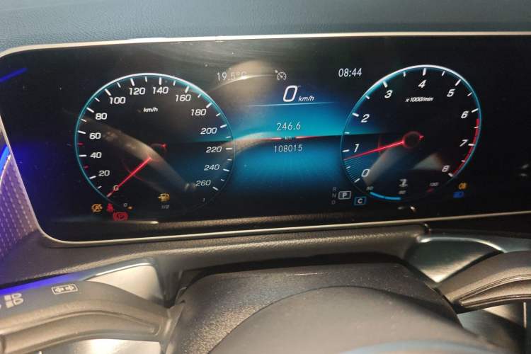 Used Mercedes-Benz GLB 2020 Facelift GLB 200 Fashion Edition Instrument Cluster