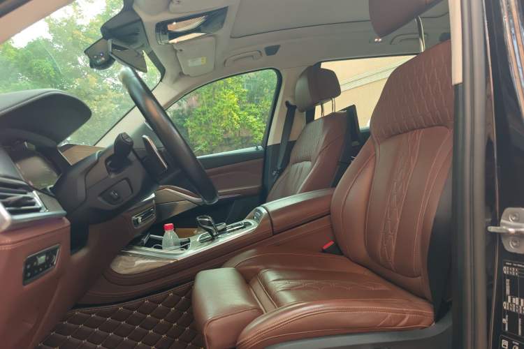 Used BMW X7 2021 xDrive40i Executive Model with M Sport Package
