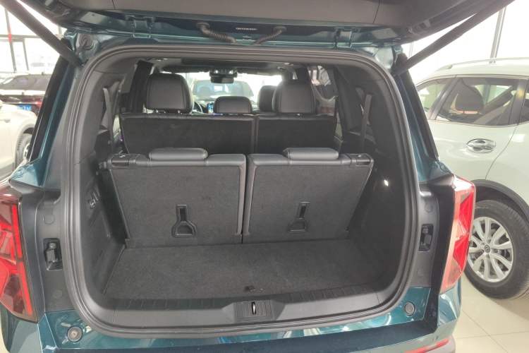 Used GAC Trumpchi GS8 2022 Flagship Series 2.0 TGDI Two-Wheel-Drive Prestige Edition (7 Seats)
